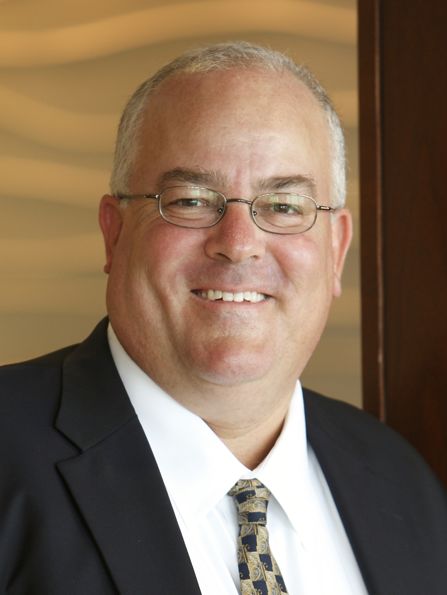 Eric Alden headshot